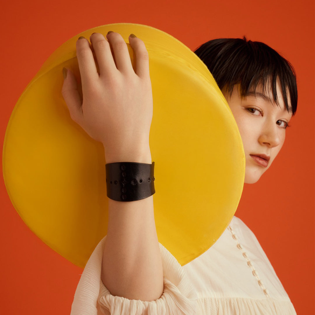 <BLACK IVORY> MassI / Black