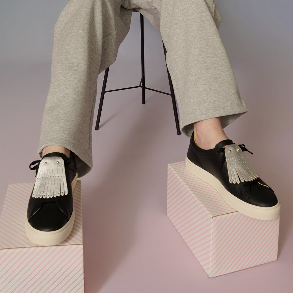 ＜ヌメリ＞シューキルト(メタリックレザー)/シルバー