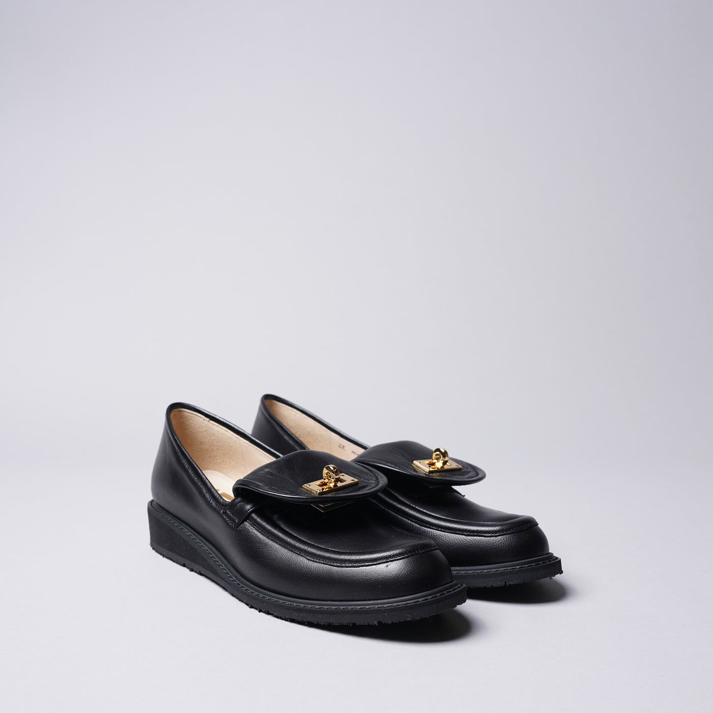 <IUI> Loafer with Buckle Detail / Beige