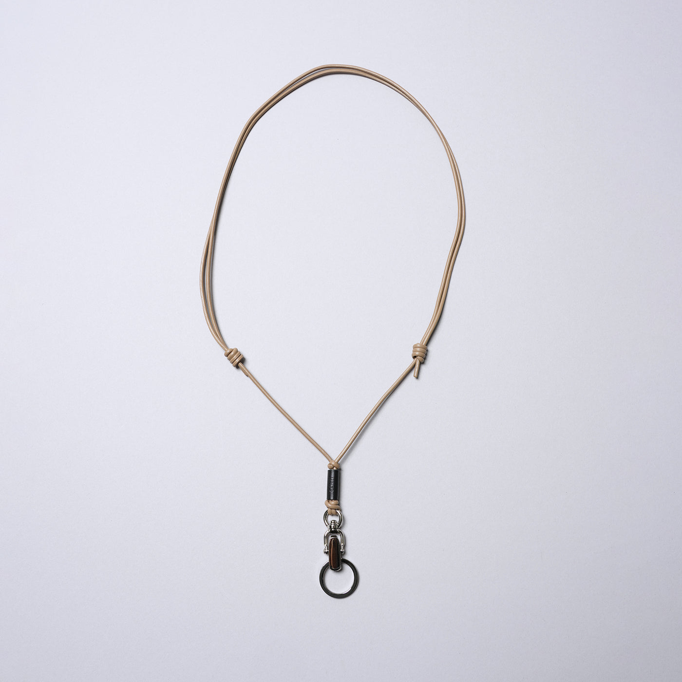 ＜センティ フラター ザ センシーズ＞マルチレザーストラップ（クリップフック）/キャメル