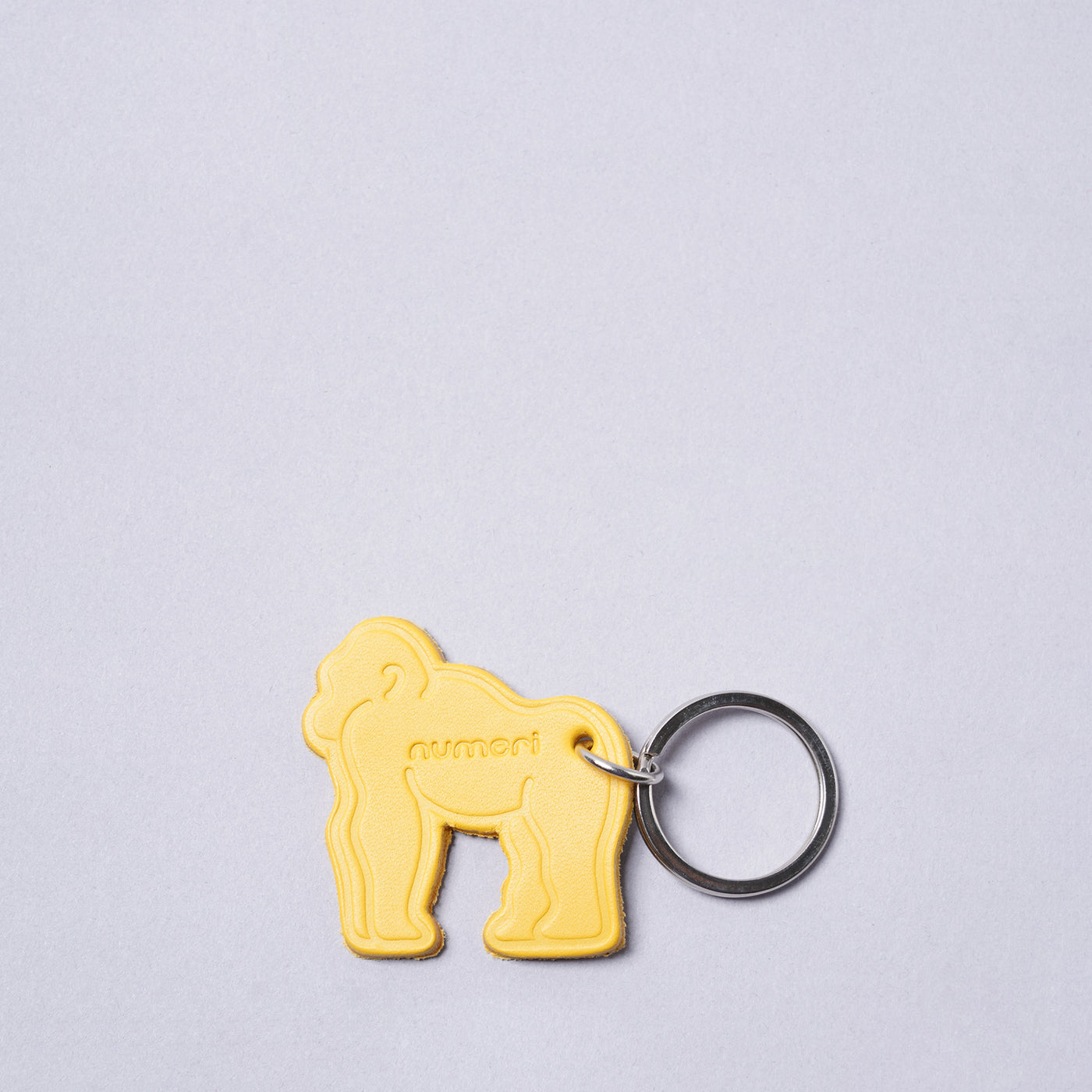 <numeri> Gorilla Key Ring / White
