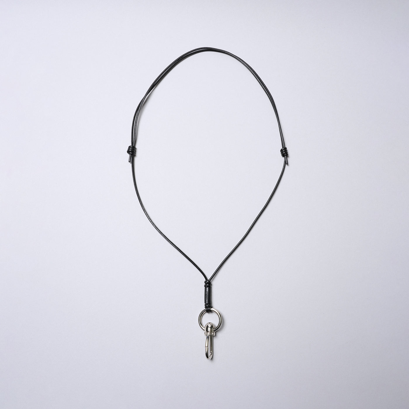 <SENTI FLATTER THE SENSES> Multi Leather Strap (Carabiner) / Camel