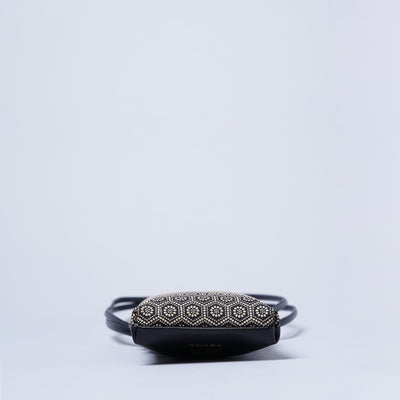 ＜kissora＞古都印傳 口金手機斜背包/瓢簞黑