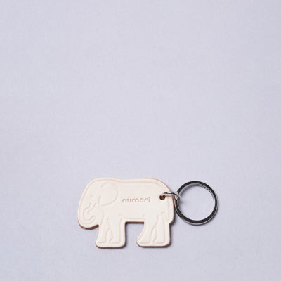 <numeri> Elephant Key Ring / Natural