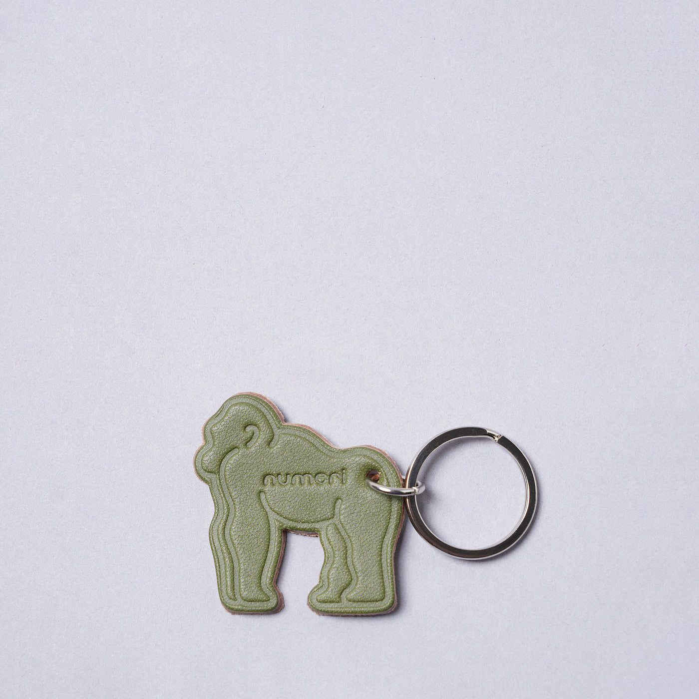 <numeri> Gorilla Key Ring / White