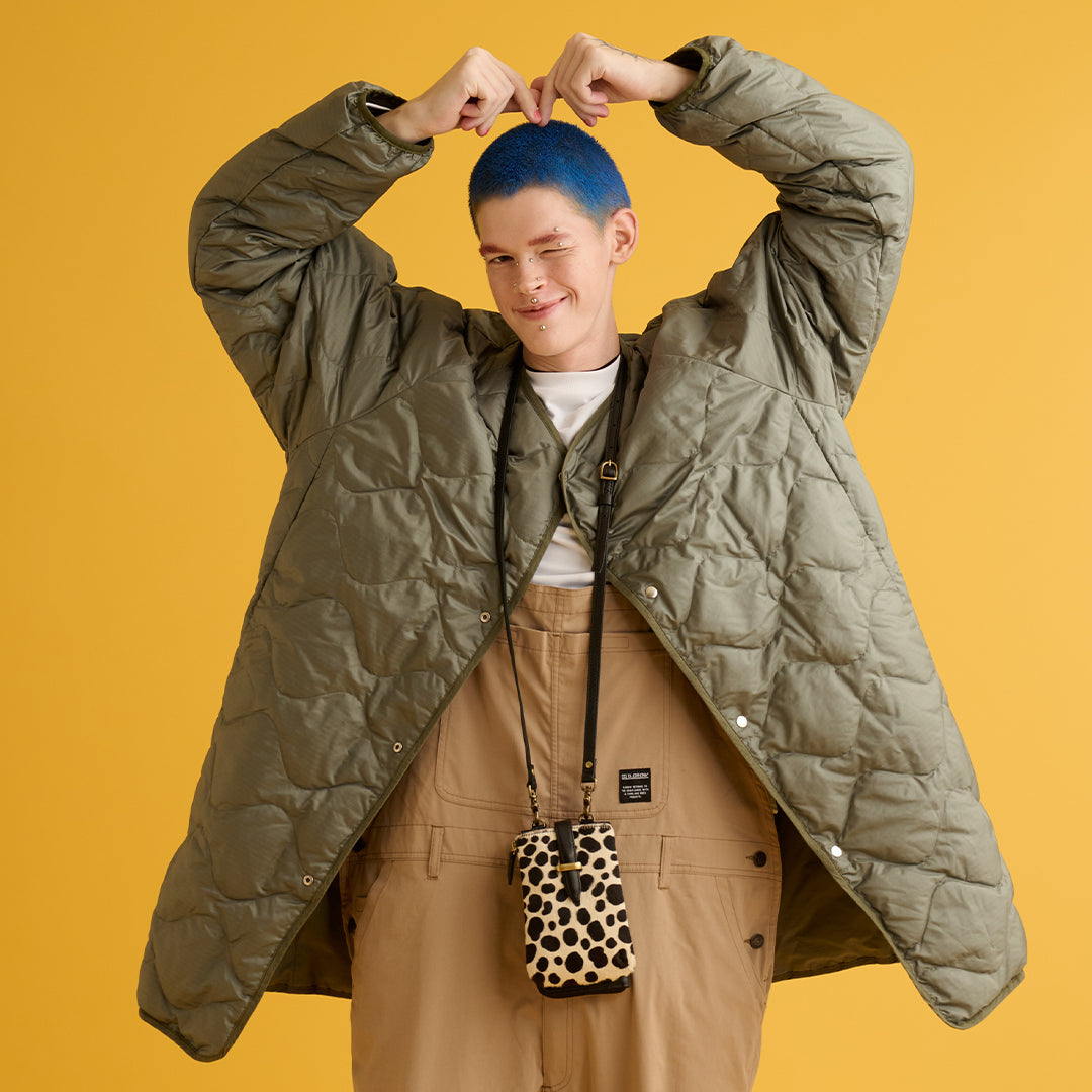 <artigiano> Vertical Wallet Shoulder / Dalmatian