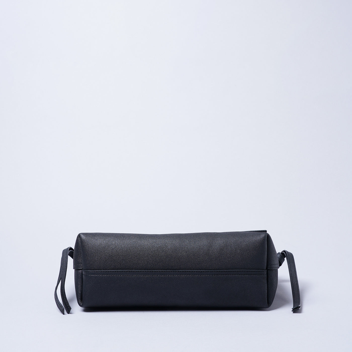 <BLACK IVORY> Square / Black