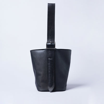 ＜BLACK IVORY＞V/黑色