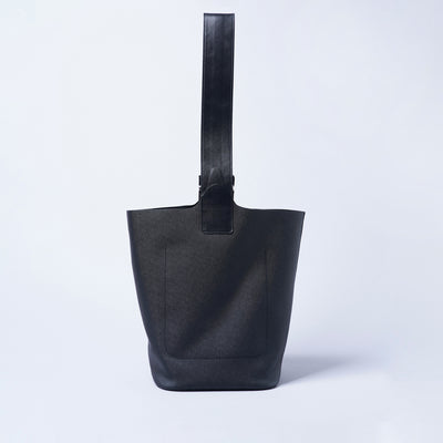 ＜BLACK IVORY＞V/黑色