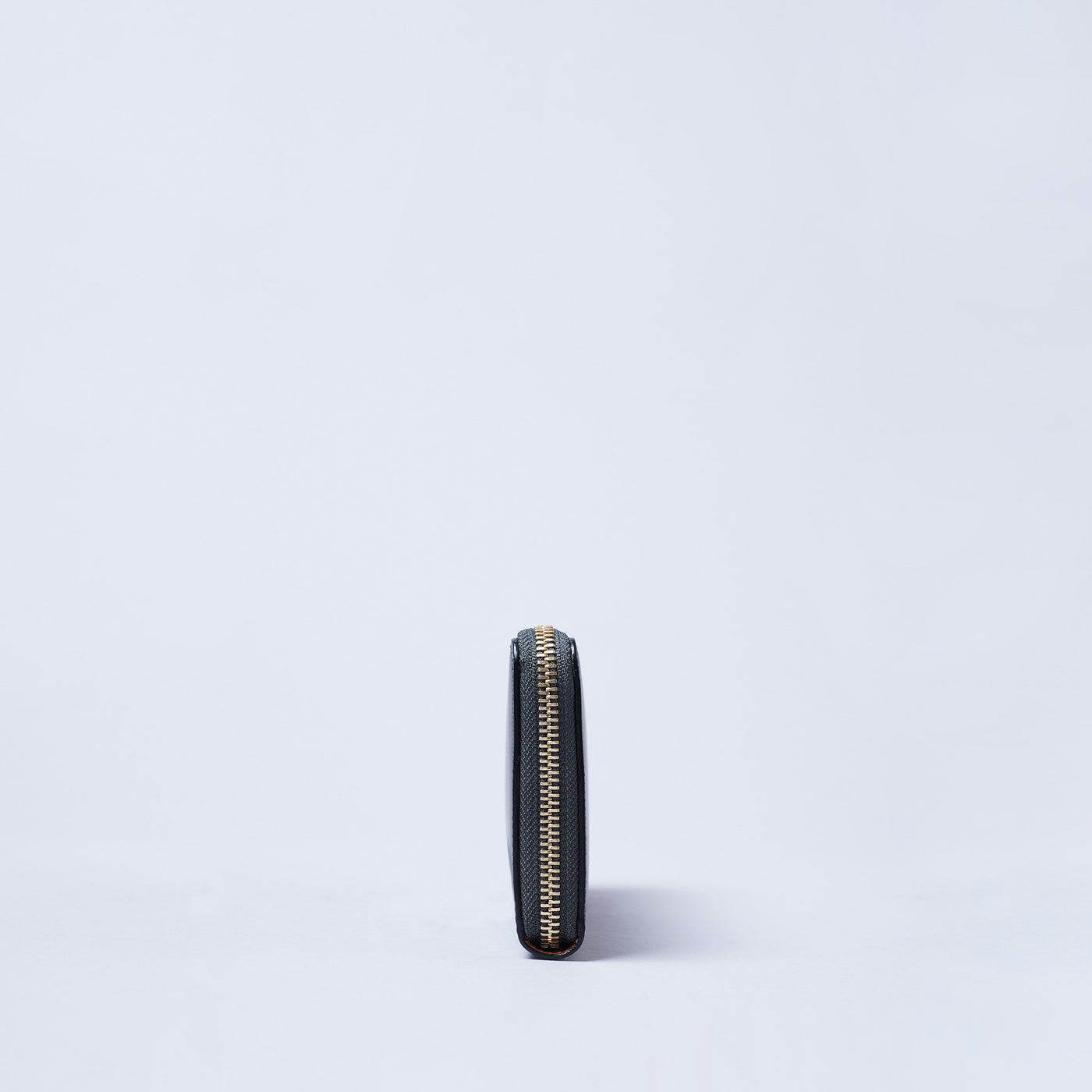 ＜CRAFSTO＞Bridle Leather 拉鍊長夾/黑色