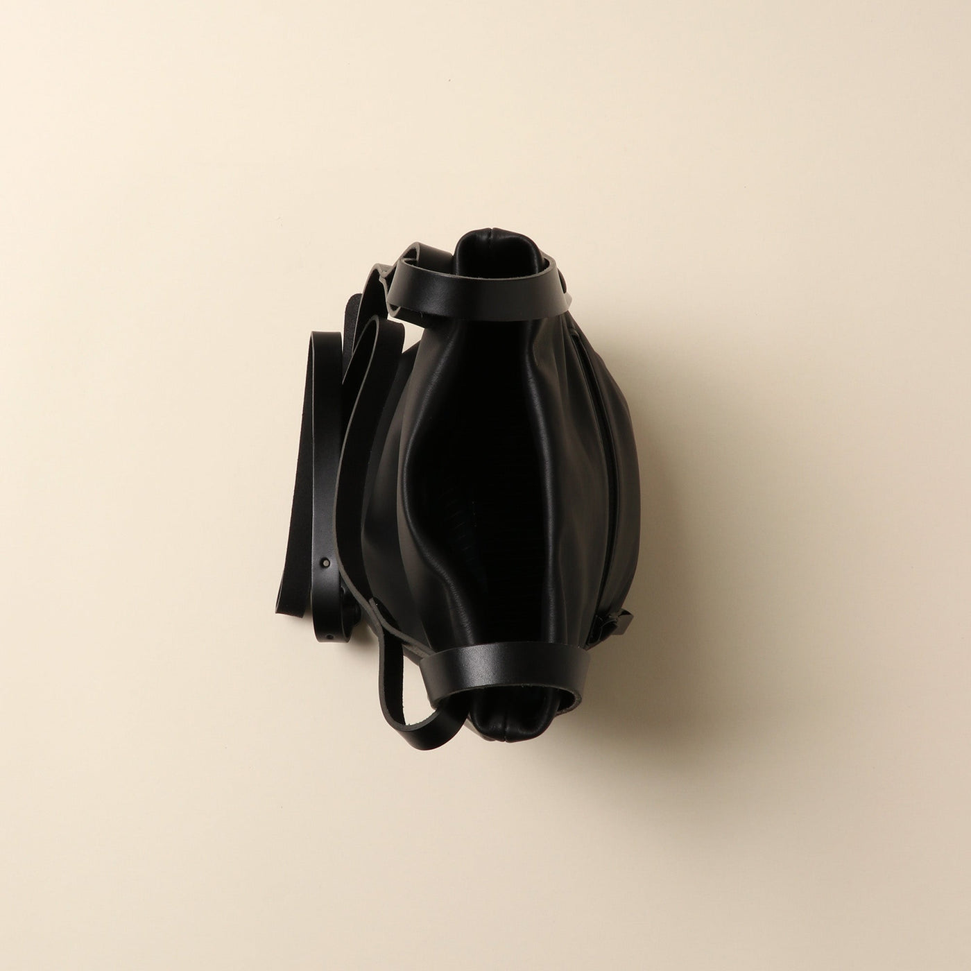 <Estine> Cradle series leather shoulder bag, black