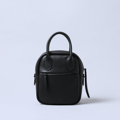 ＜エスティーヌ＞ミニュラシリーズ レザー2WAYスクエアバッグ/ブラック