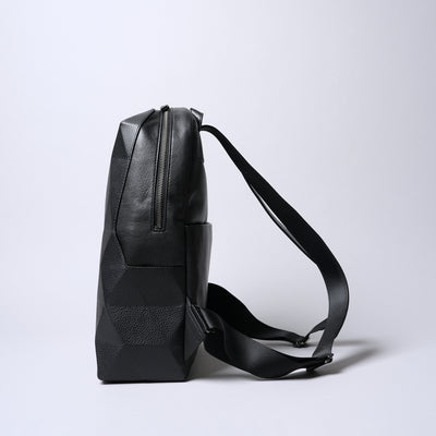<Kolmio> [VALO] 06 RUCKSACK / Black x Black