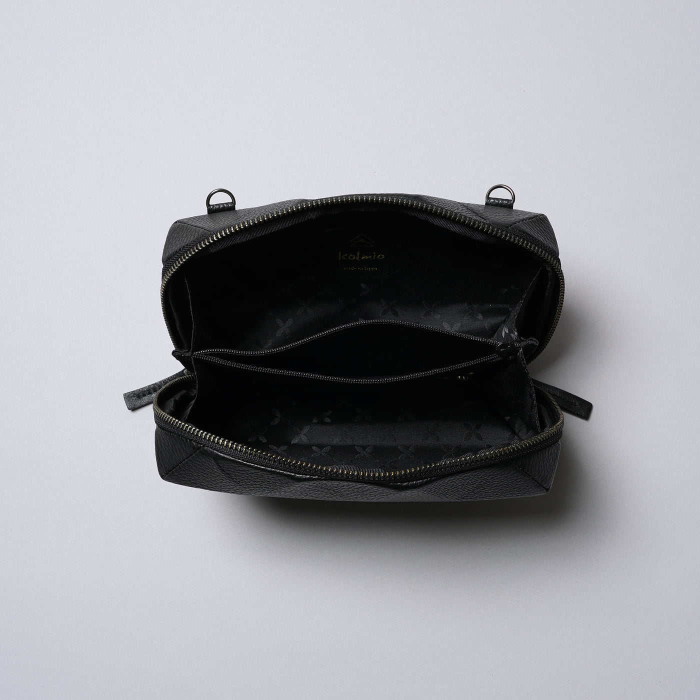 <Kolmio> [VALO] 08 SHELLPOCHETTE / Black x Black