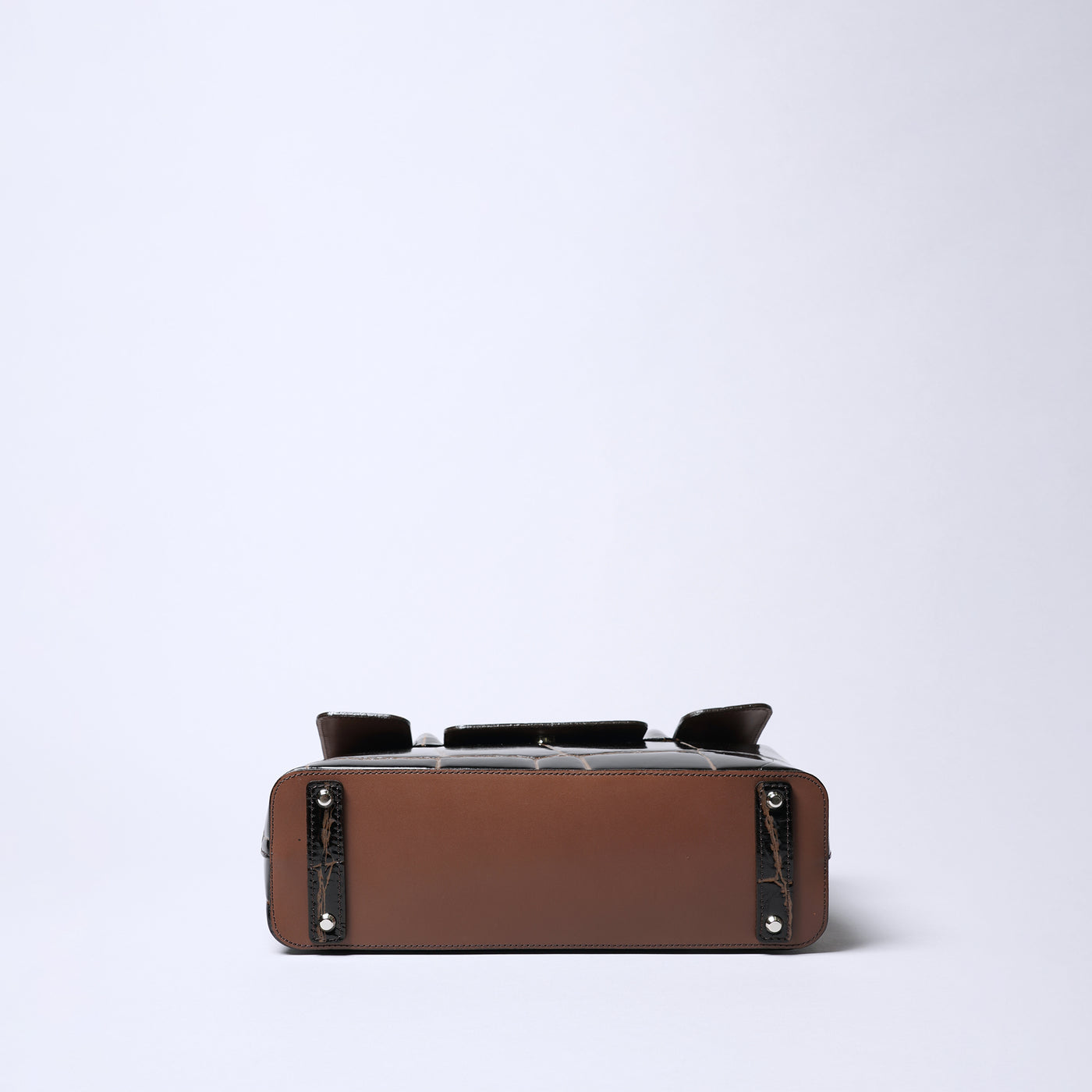 ＜リアルマインド ブラックレーベル＞プリマボルサ フラップトートバッグ/チョコ