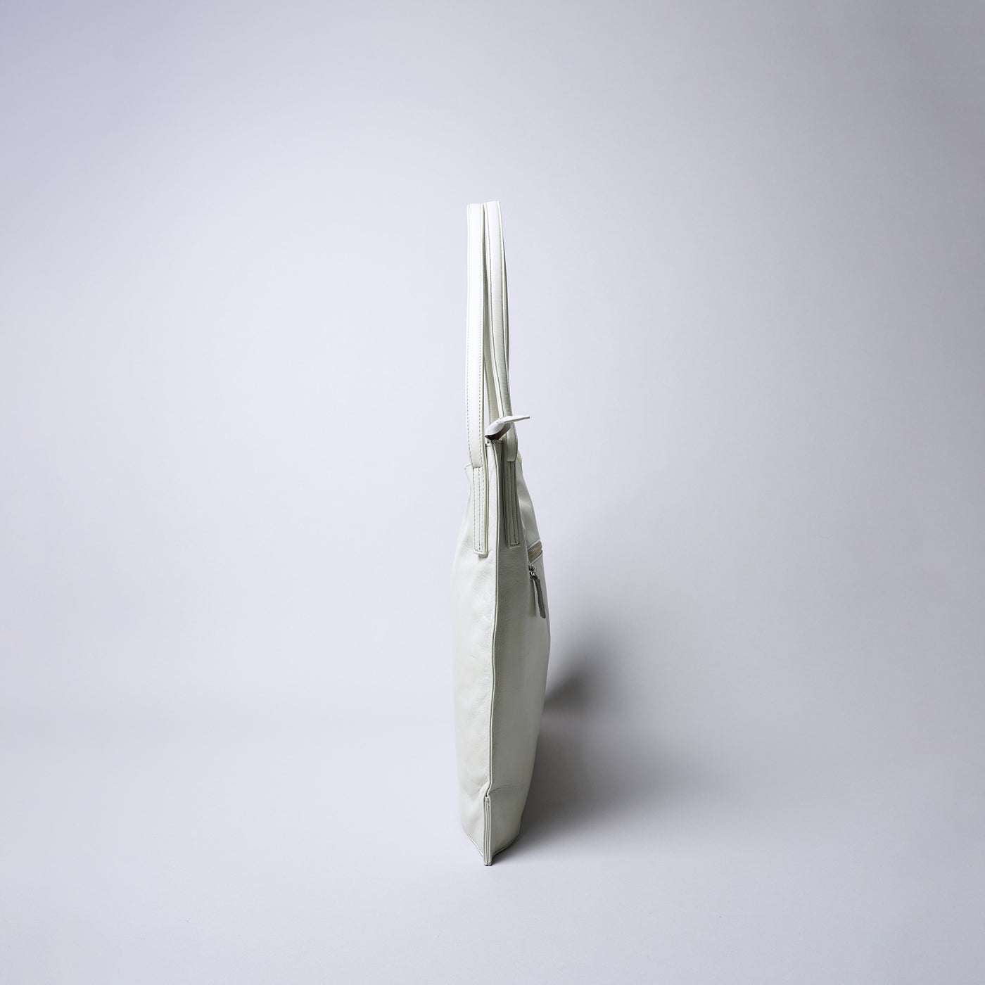 Fika 纖薄型A4托特包/黑色