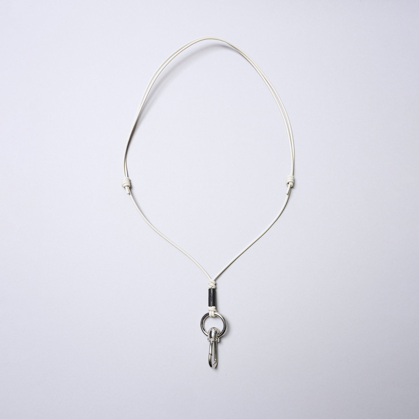 <SENTI FLATTER THE SENSES> Multi Leather Strap (Carabiner) / Camel