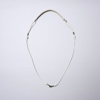 ＜センティ フラター ザ センシーズ＞レザーブレードマルチストラップ/キャメル