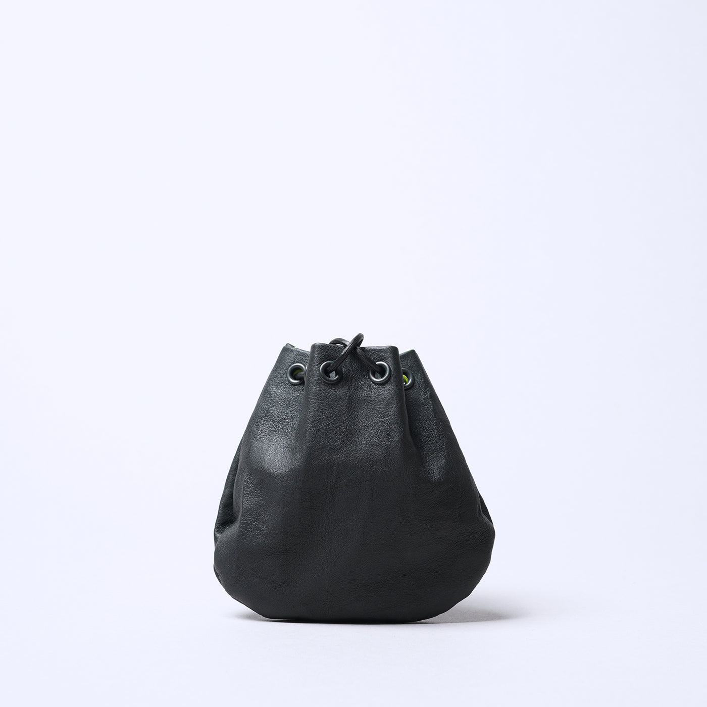 <SENTI FLATTER THE SENSES> Super Lightweight Dyneema Leather Drawstring Bag SS  / Black