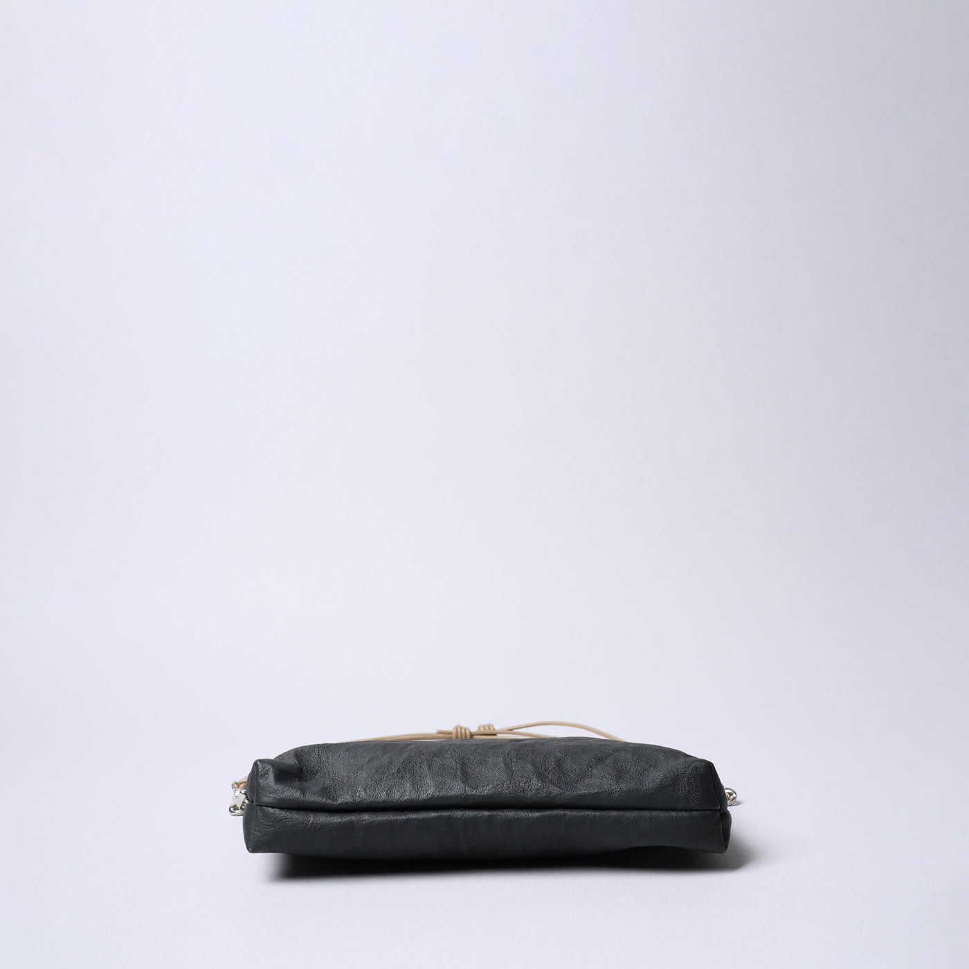 <SENTI FLATTER THE SENSES> Super Lightweight Dyneema Leather 2 Way Sacoche / Black x Camel