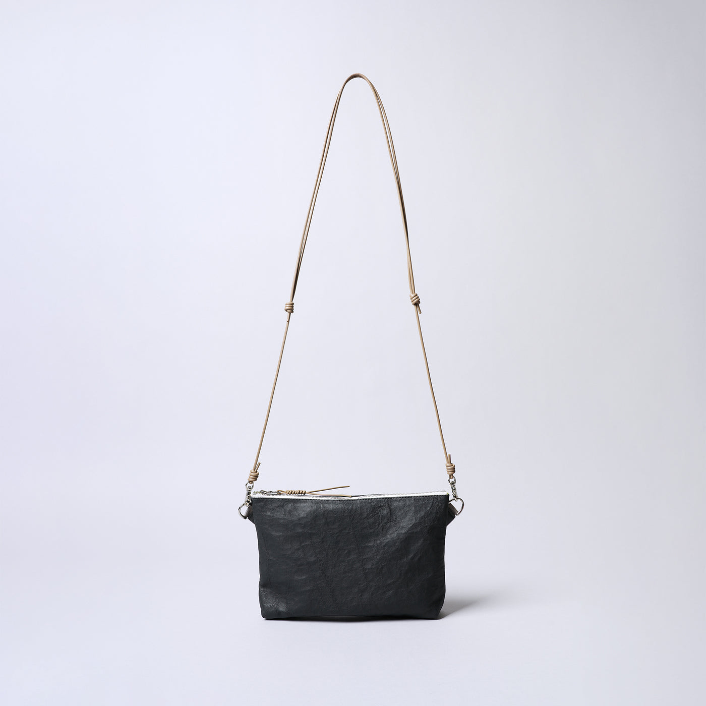 <SENTI FLATTER THE SENSES> Super Lightweight Dyneema Leather 2 Way Sacoche / Black x Camel