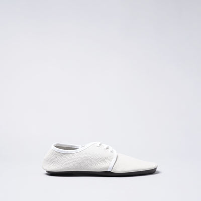 <TOSS> Hari Kuta Hari Derby Shoes / White