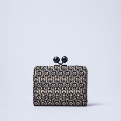 <kissora> Kotoinden Kiss Lock Half Wallet / Kikko (BEG)