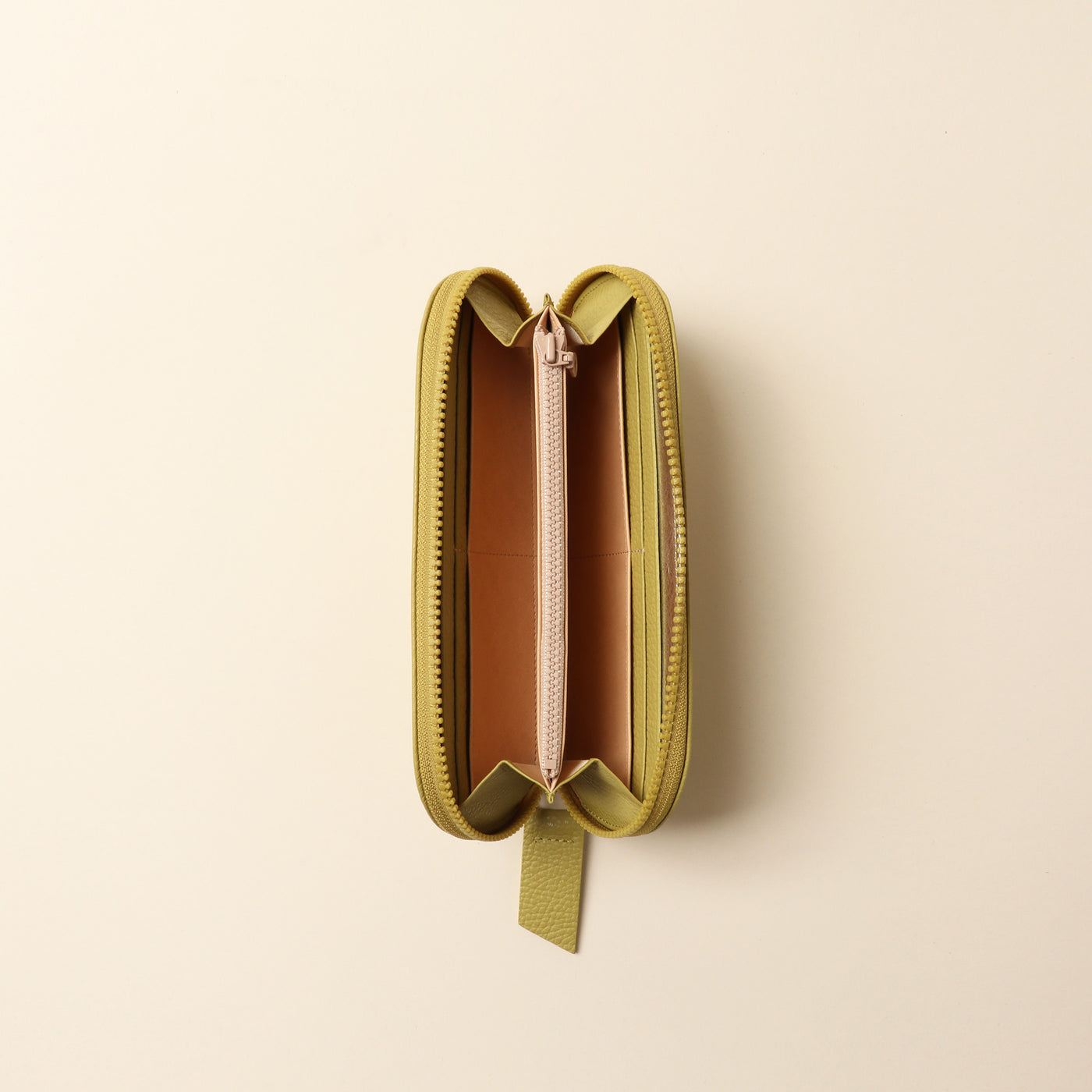 <itten-itten> Round Wallet / Yellow