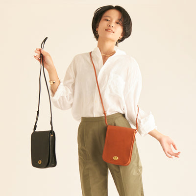 <SLOW> Shoulder bag / brown