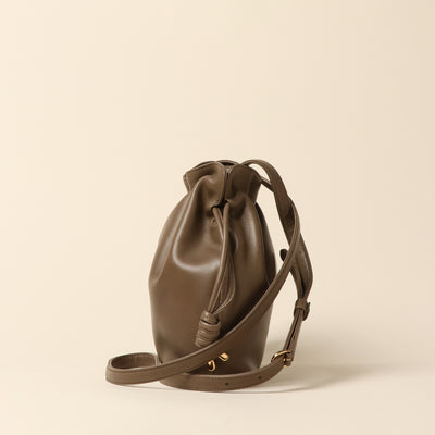 <KIYOKAWA> ZITA Shoulder pochette/ivory