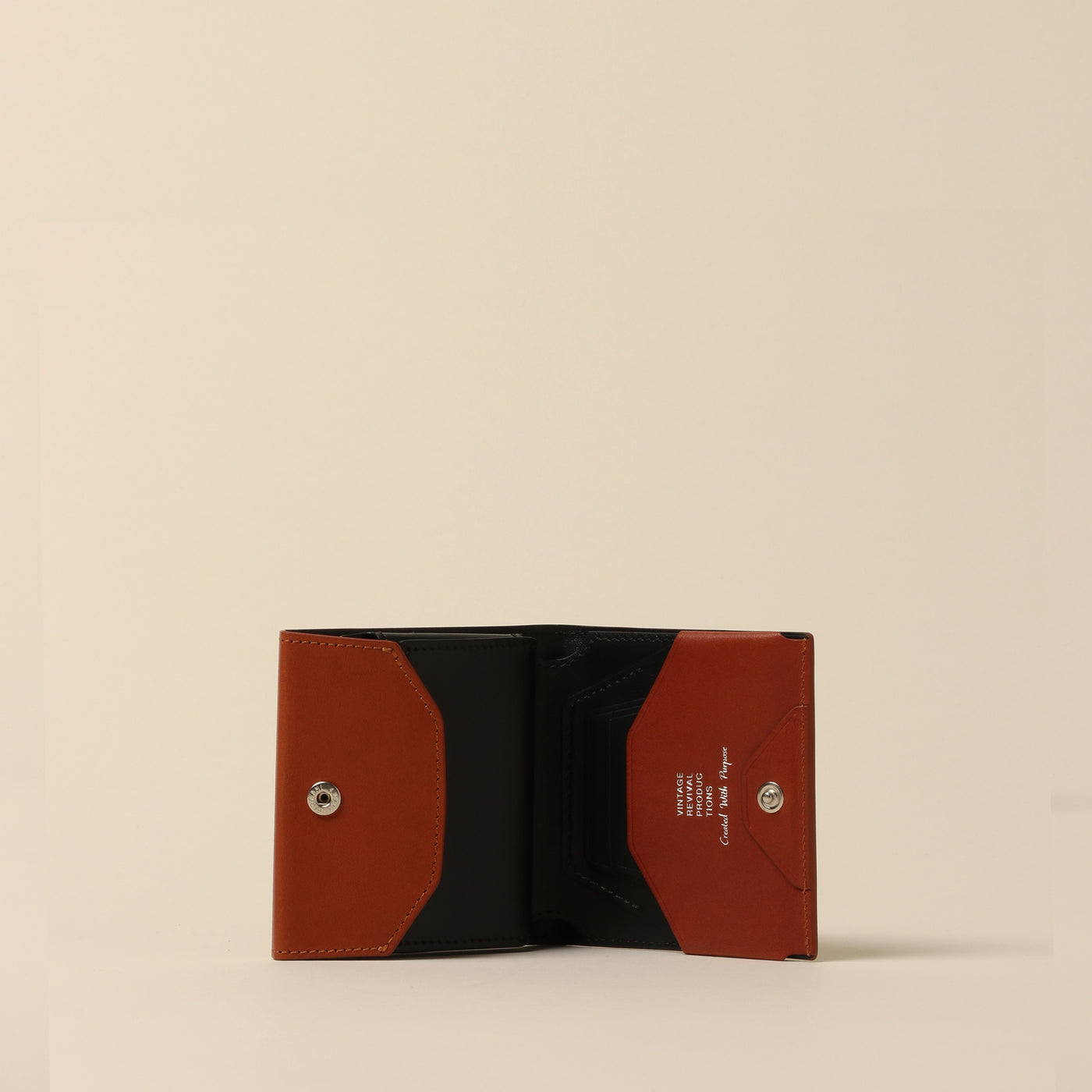 ＜Vintage Revival Productions> small vertical wallet in oiled leather, dark brown