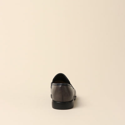 <Madras> Tassel Slip-On / Gray Navy