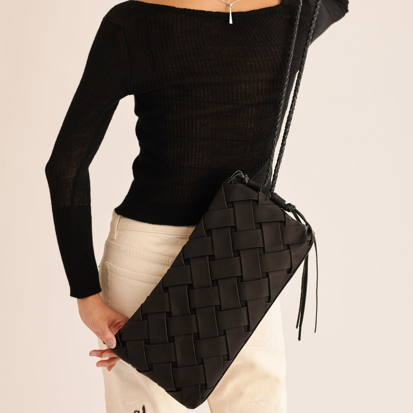 ＜Coquette＞  Lucas手拿包/黑色